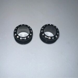 New 12 mm Ear Plugs piercings Earrings lobes never worn